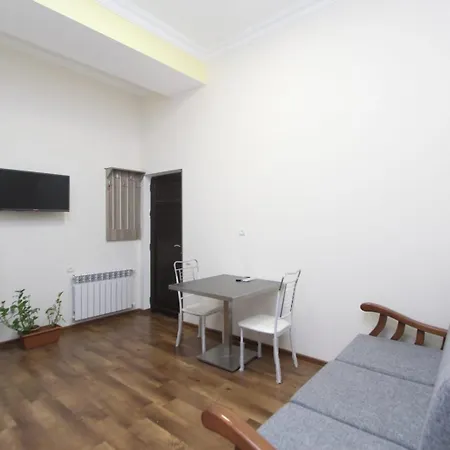 Modern Apartments And Tours Yerevan Exterior photo