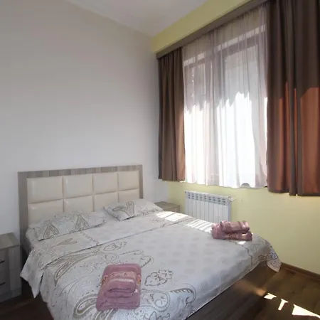 Modern Apartments And Tours Yerevan Exterior photo