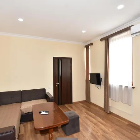 Modern Apartments And Tours Yerevan Exterior photo