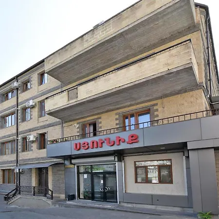 Modern Apartments And Tours Yerevan Exterior photo
