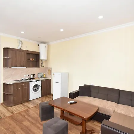 Modern Apartments And Tours Yerevan Exterior photo