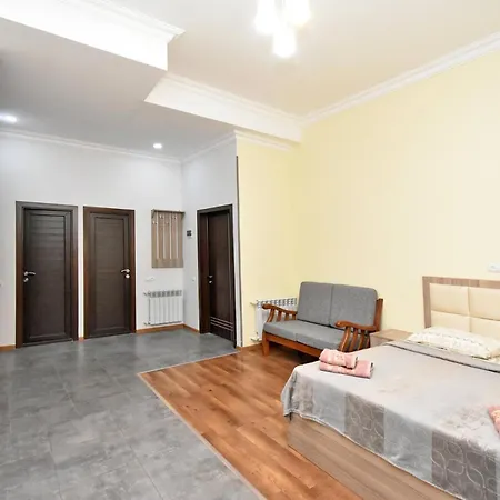 Modern Apartments And Tours Yerevan Exterior photo