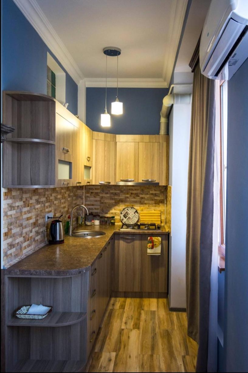 Modern And Tours Apartment Yerevan