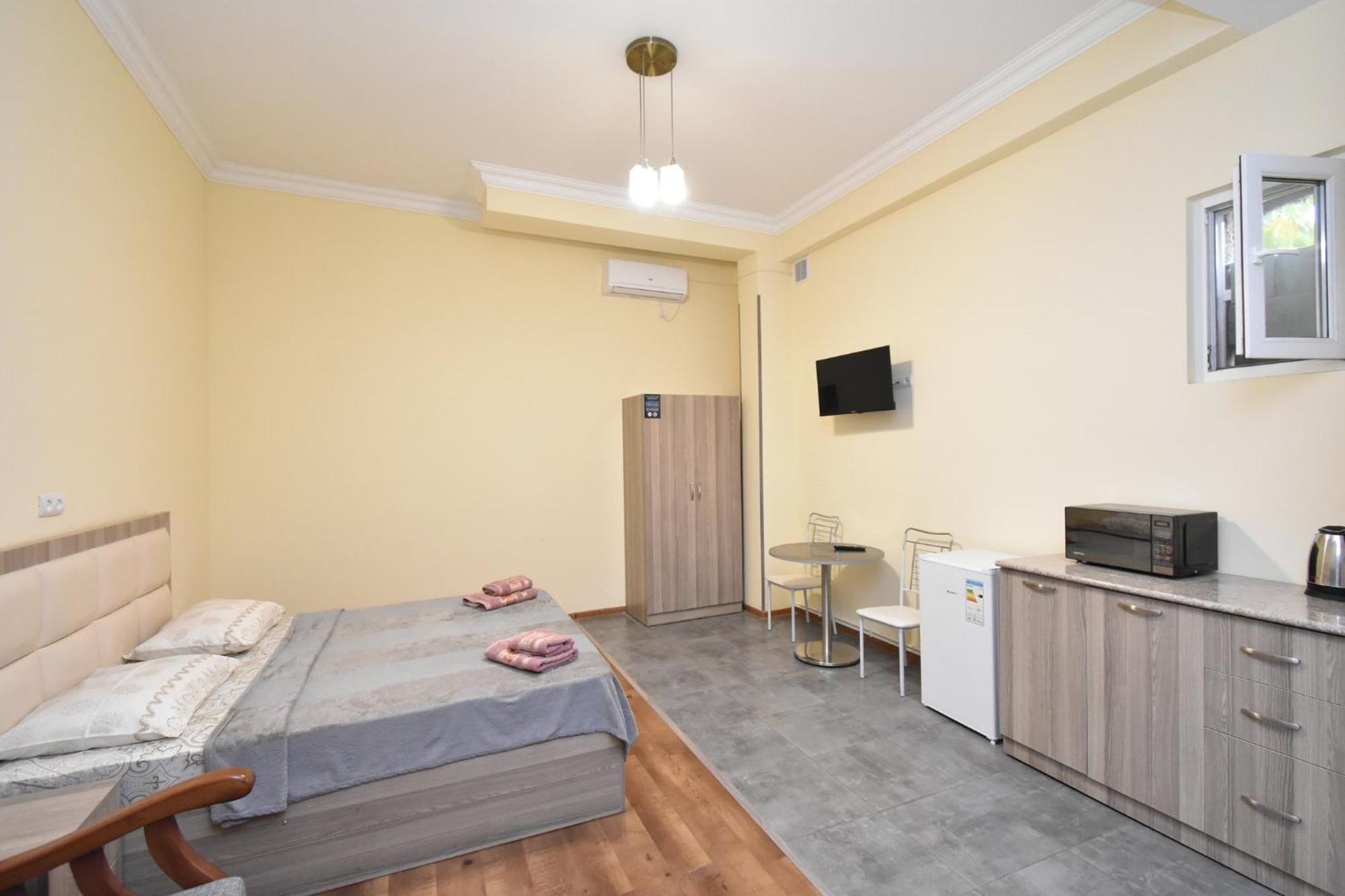 Modern And Tours Apartment Yerevan
